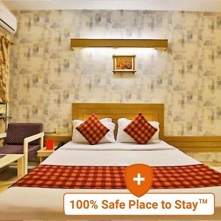 Hotel Tulsi Vadodara Buitenkant foto